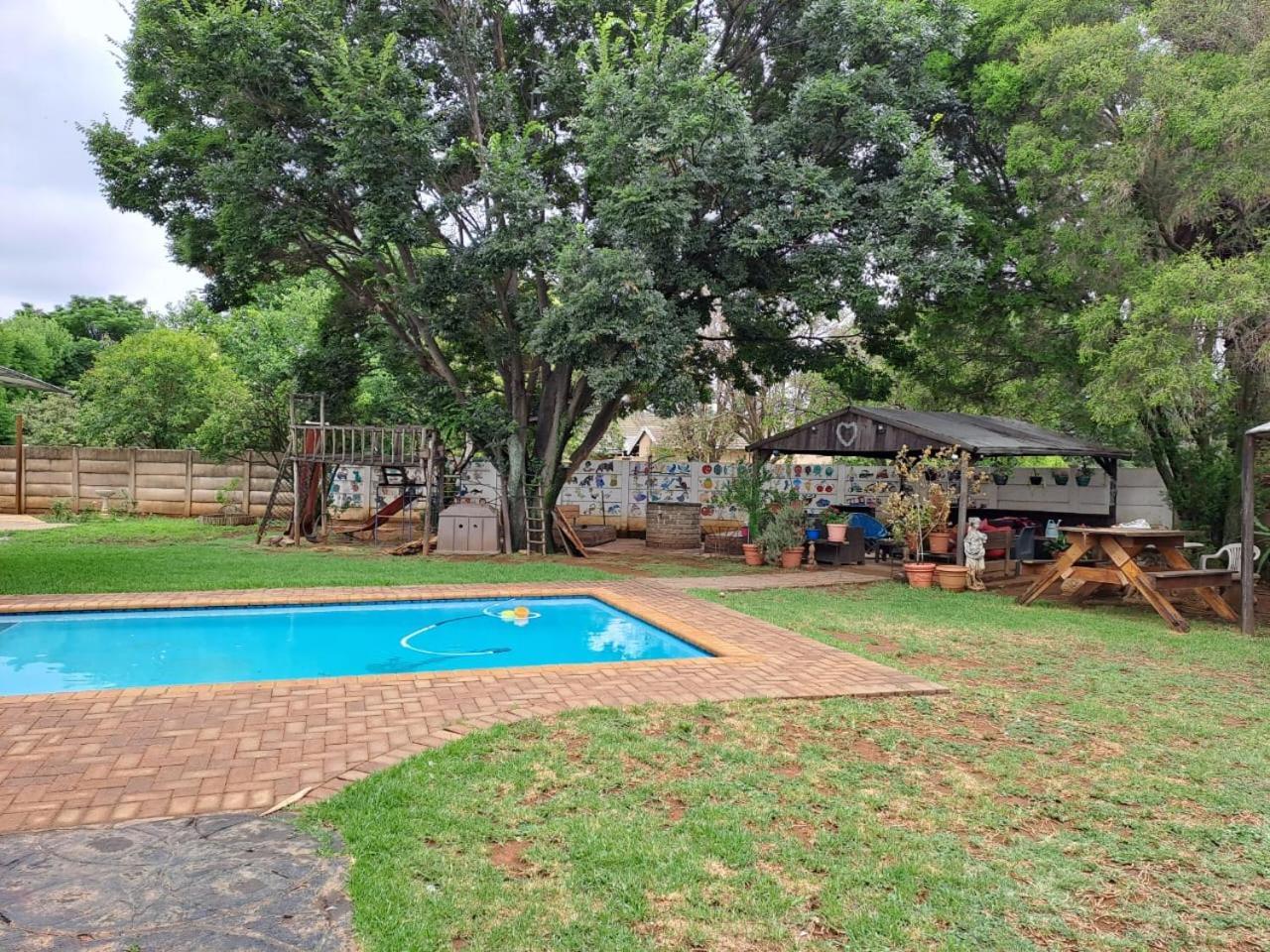Vosloo'S Rest Apartment Vereeniging Luaran gambar